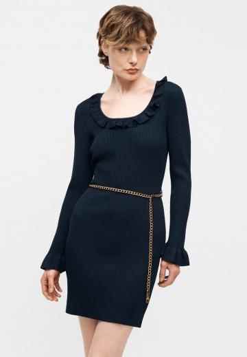 Вязаное платье