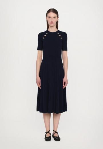 Вязаное платье