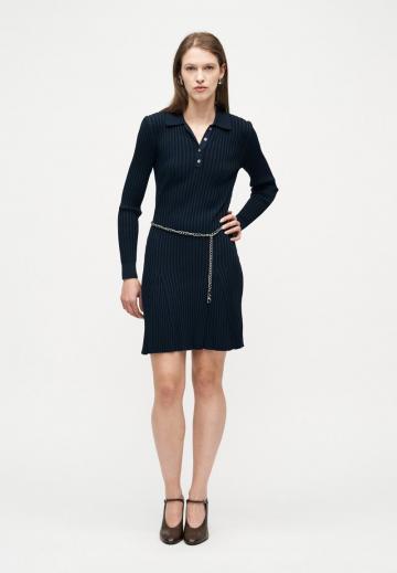 Вязаное платье