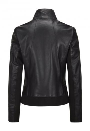 Кожаная куртка