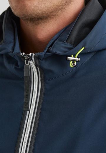 Куртка-дождевик