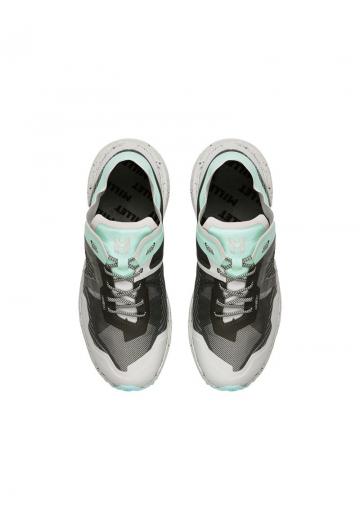 Беговые кроссовки