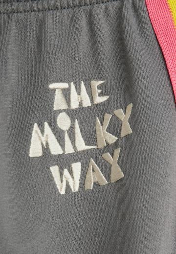 Спортивные штаны