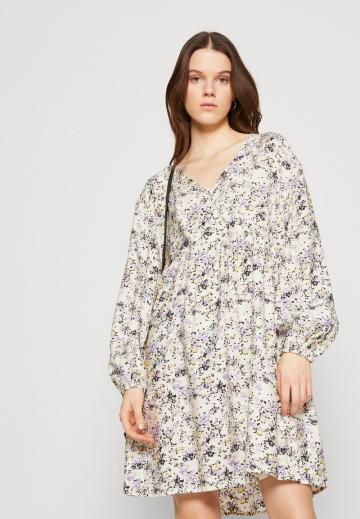 Летнее платье