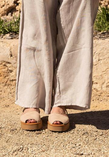 Босоножки на платформе