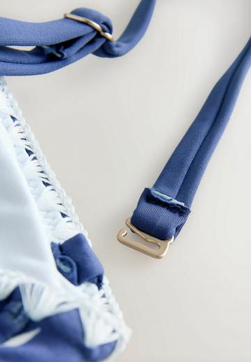 Слитный купальник