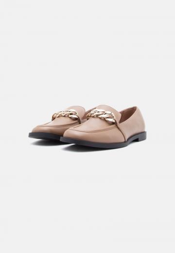 Полуботинки