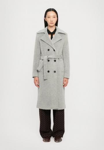 Шерстяное пальто