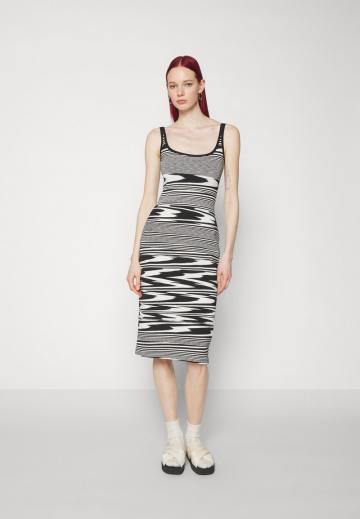 Пляжное платье