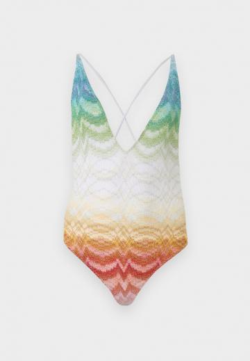 Слитный купальник