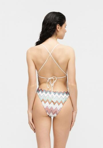 Слитный купальник