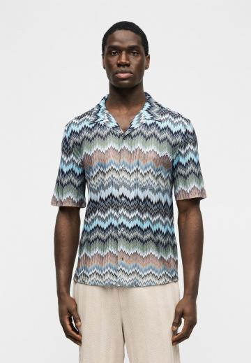 Рубашка с коротким рукавом