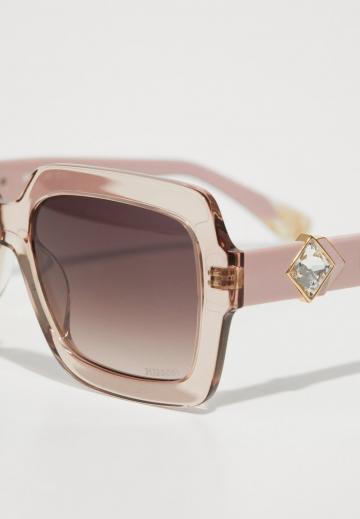 Солнечные очки