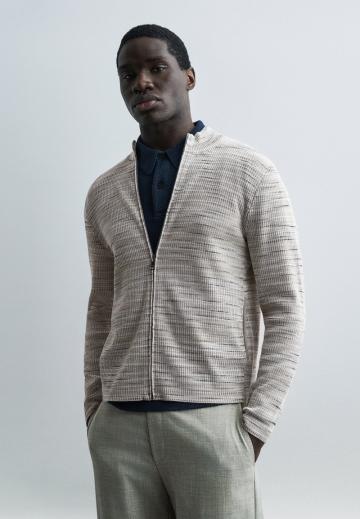 Вязаная кофта