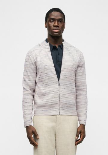 Вязаная кофта