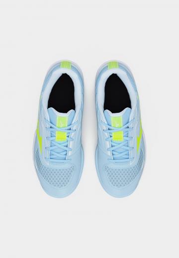 Теннисные кроссовки