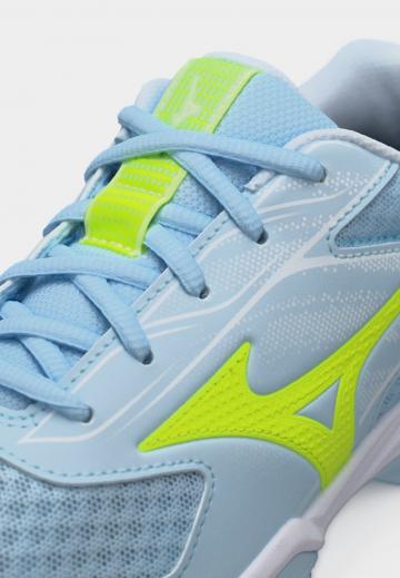 Теннисные кроссовки