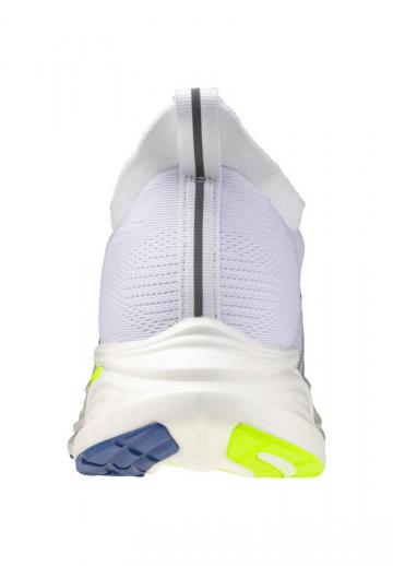 Беговые кроссовки