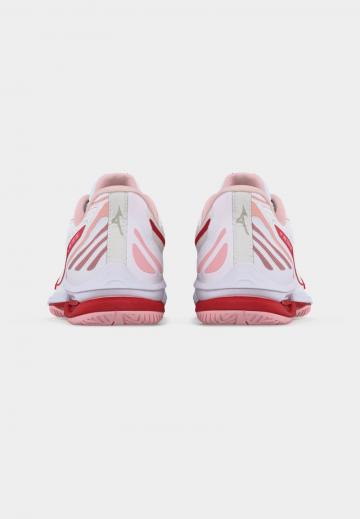 Теннисные кроссовки