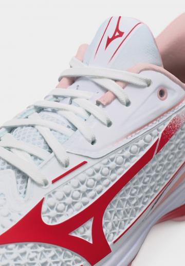 Теннисные кроссовки