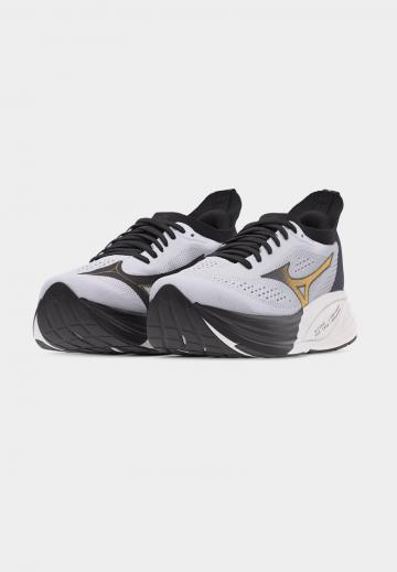 Беговые кроссовки