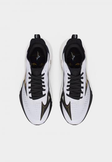 Беговые кроссовки