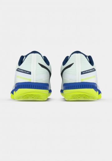 Теннисные кроссовки