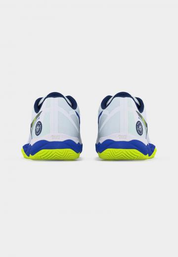 Теннисные кроссовки