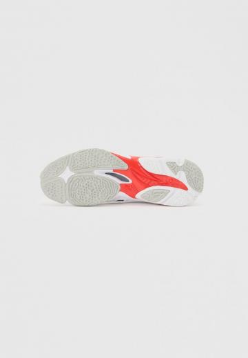 Кроссовки для зала