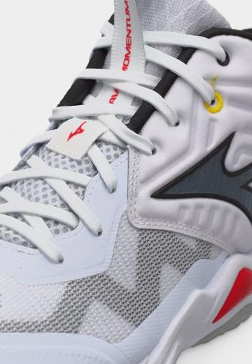 Кроссовки для зала