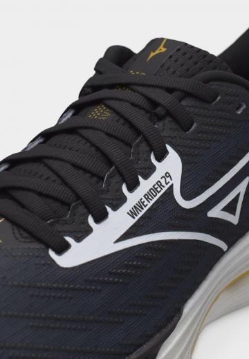 Беговые кроссовки