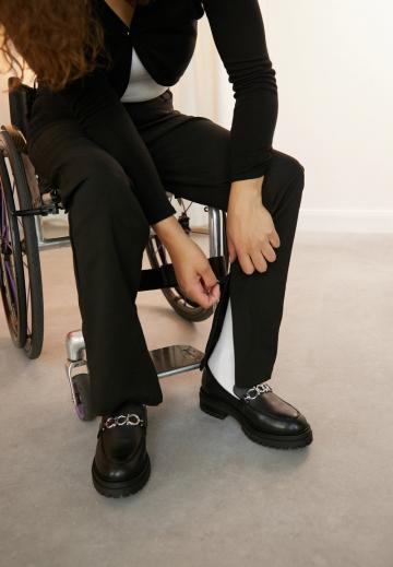 Узкие брюки