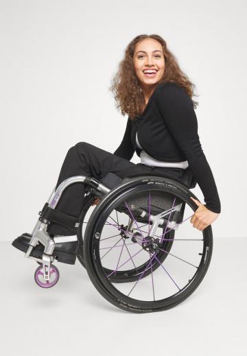 Узкие брюки