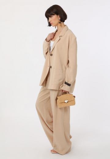 Короткое пальто