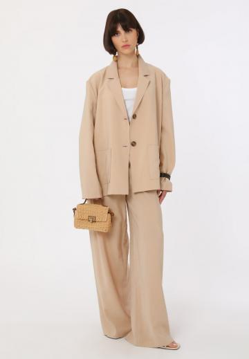 Короткое пальто