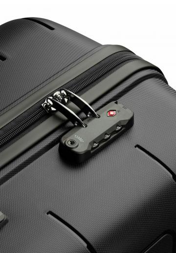 Набор чемоданов