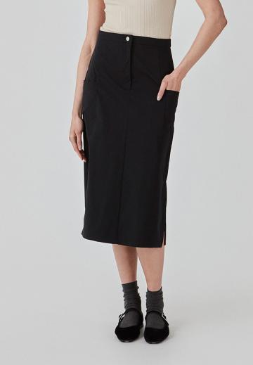 Юбка с накладными карманами