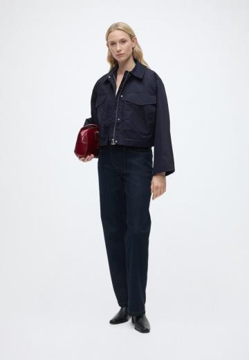 Куртка с накладнымит карманами