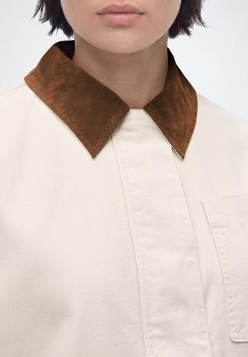 Куртка с накладнымит карманами