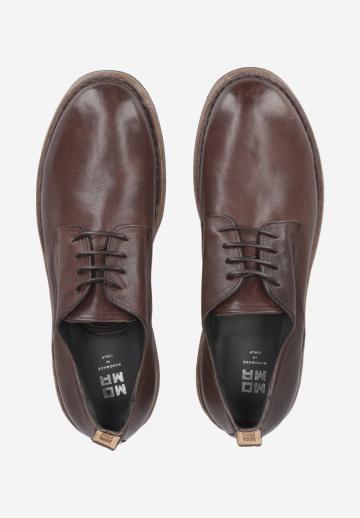 Ботинки на шнуровке