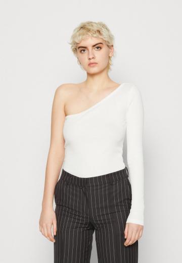 Топ на одно плечо