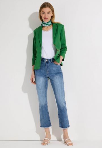 Короткие джинсы