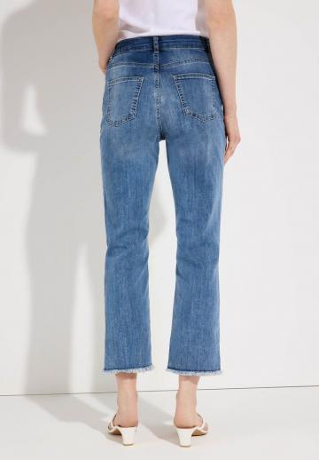 Короткие джинсы