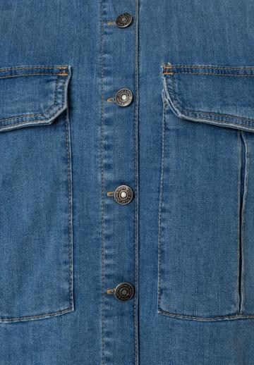 Джинсовая куртка