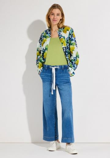 Топ на бретельках