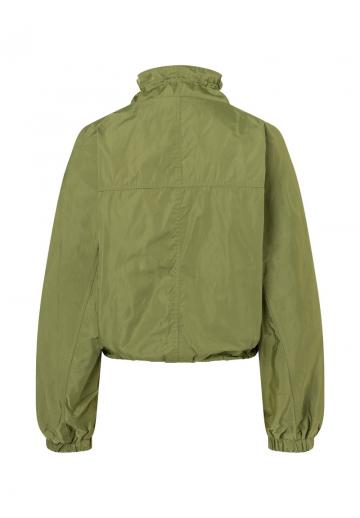 Короткая куртка