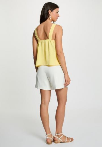 Блузка без рукавов