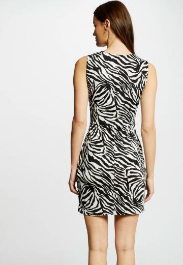 Короткое платье