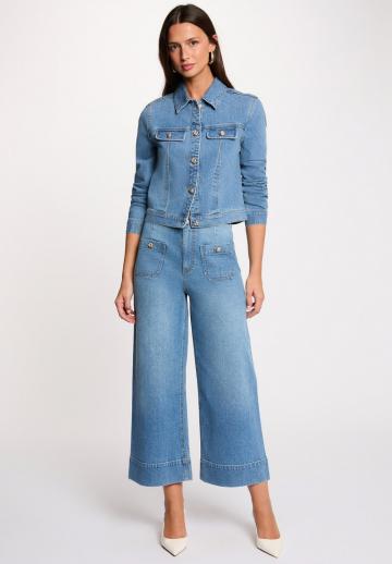 Джинсовый комбинезон