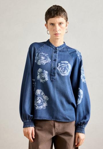 Джинсовая блузка